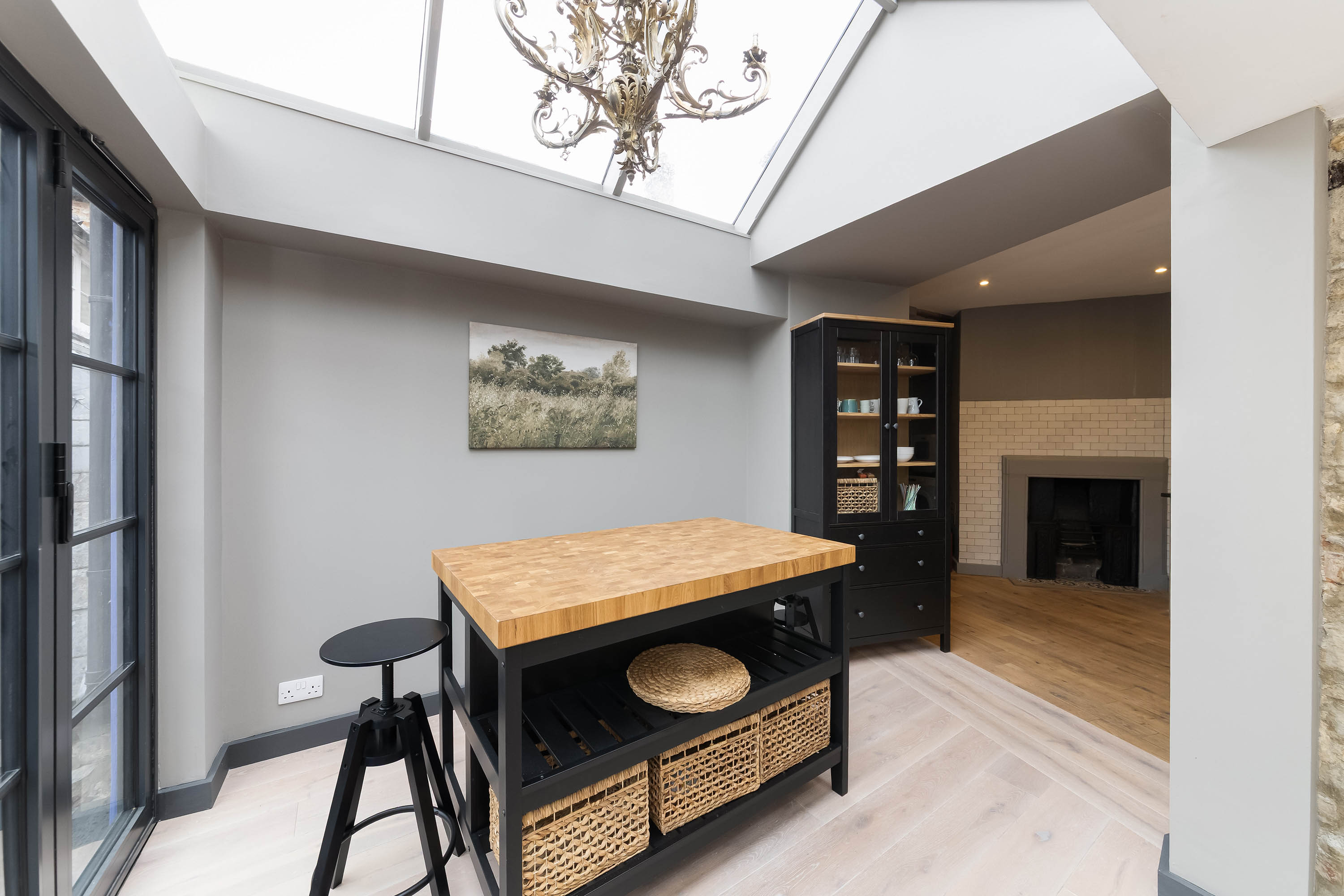 Breakfast area at Woodstock Nest